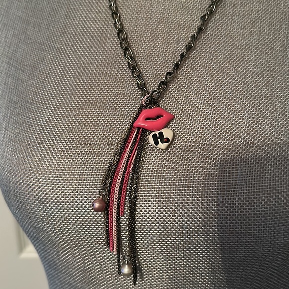 Harajuku Lovers Necklace - Picture 2 of 11